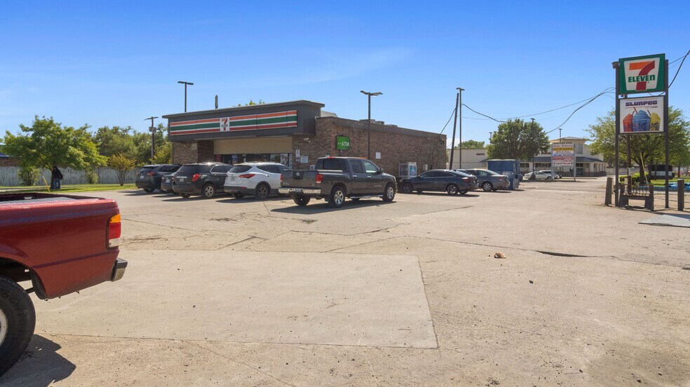 More Photos Of 2417 Jupiter Rd, Plano Convenience Store For Sale