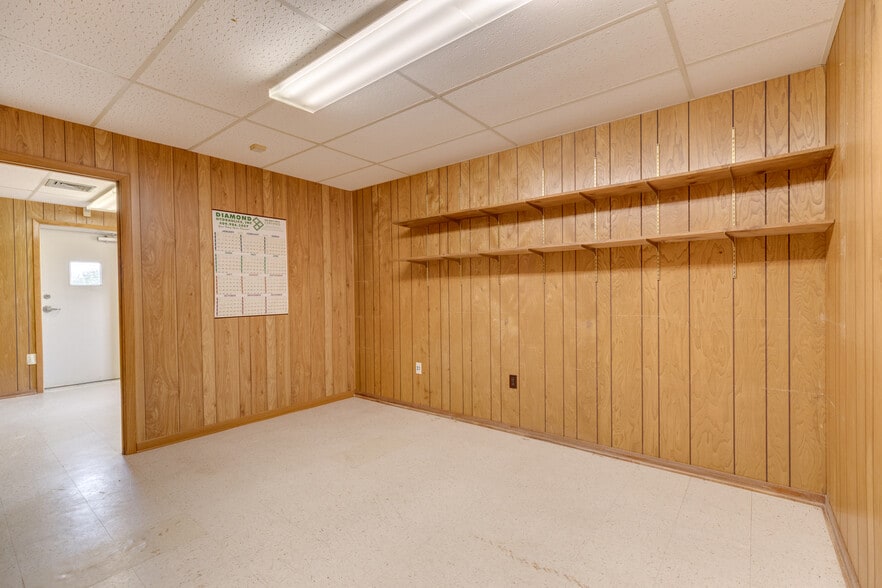 More Photos Of 2309 Zapata St, Freeport Warehouse For Sale