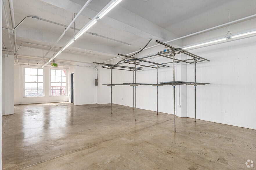 More Photos Of 122 E 7th St, Los Angeles Loft Creative Space For Lease