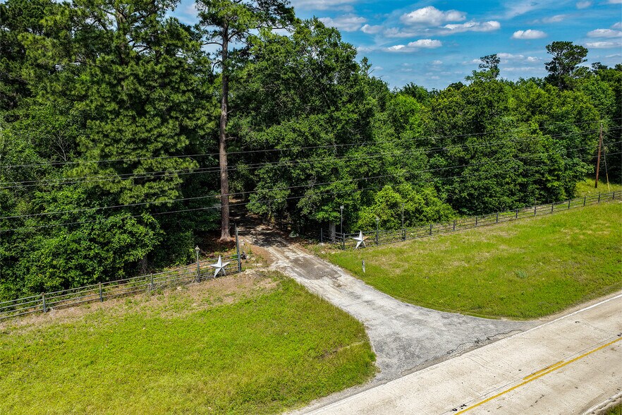 More Photos Of 1726 I-45 North, Huntsville Land For Sale
