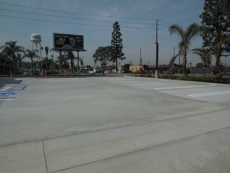 More Photos Of 12106 Front St, Norwalk Medical For Sale