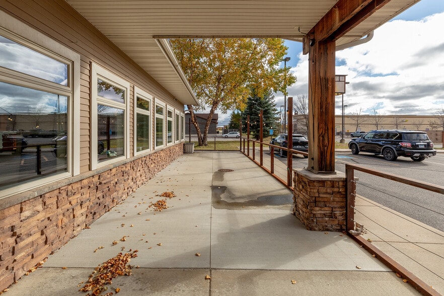 More Photos Of 15115 Edgewood Dr, Brainerd General Retail For Sale