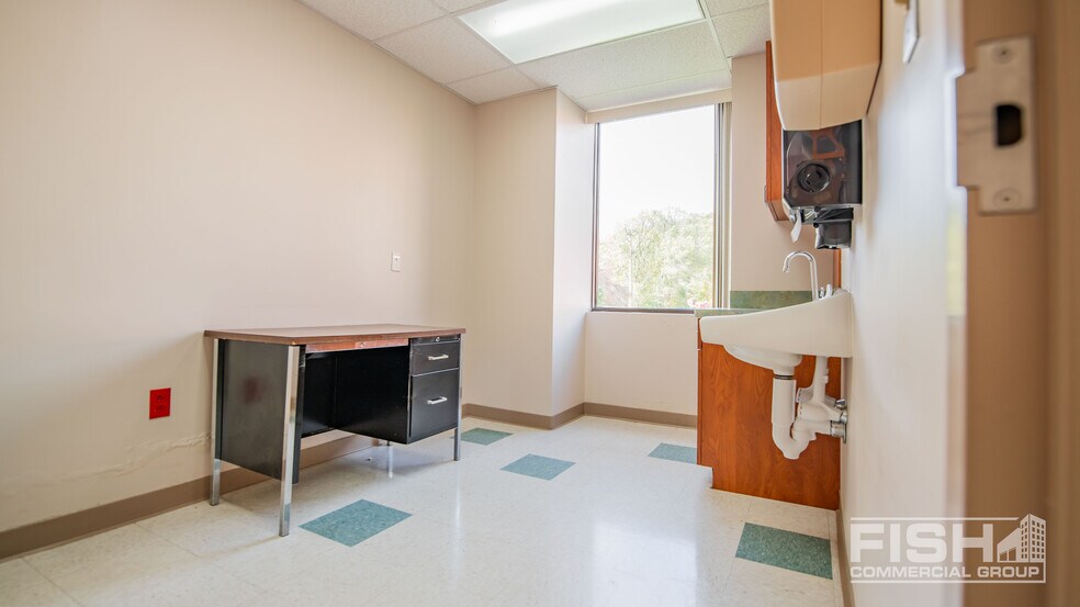 More Photos Of 24 Cree Dr, Lock Haven Hospital For Lease