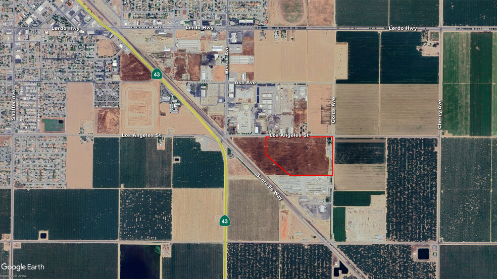 Primary Photo Of SEC Los Angeles St Golds Ave, Shafter Land For Sale