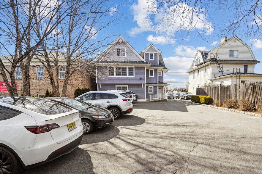 More Photos Of 414 Centre St, Nutley Office For Sale