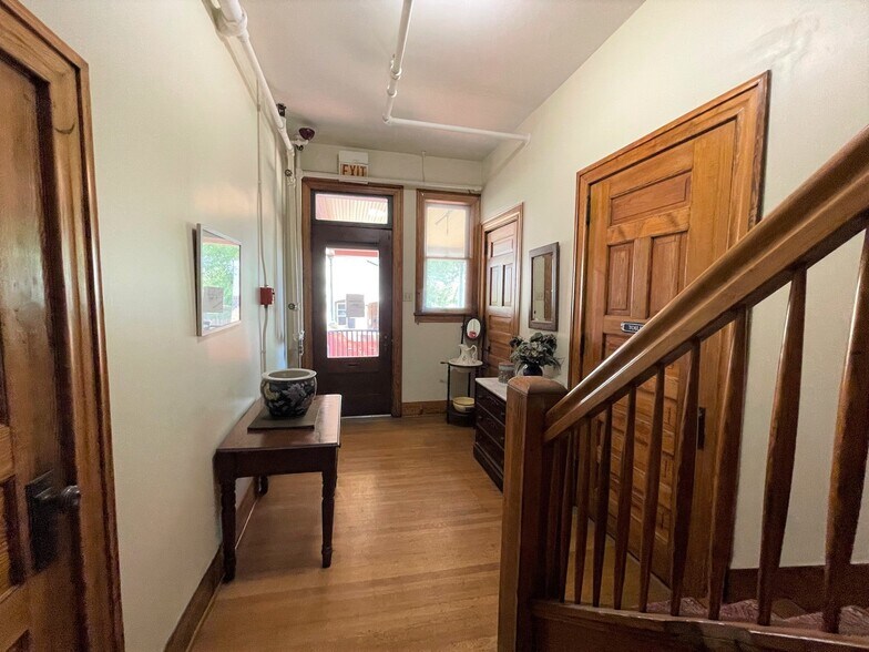 More Photos Of 1435 Market Ave N, Canton Office Residential For Lease