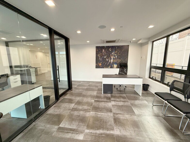 More Photos Of 8015 188th St, Hollis Medical For Lease
