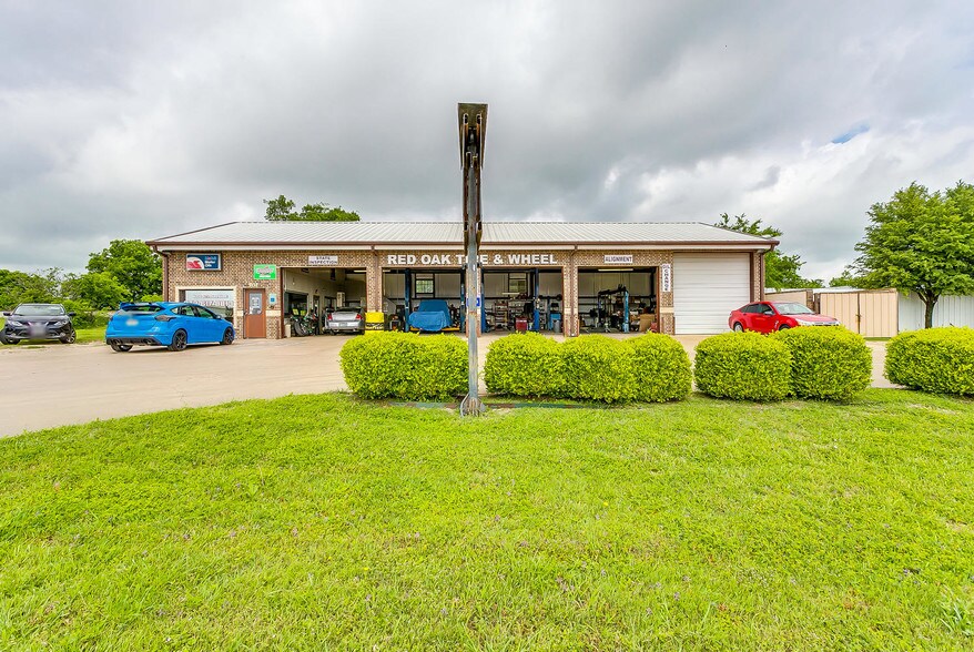 More Photos Of 501 N State Highway 342, Red Oak Auto Repair For Sale
