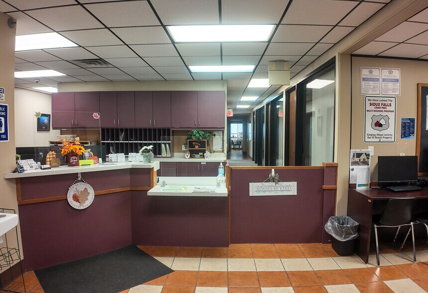 More Photos Of 630 S Minnesota Ave, Sioux Falls Office For Sale