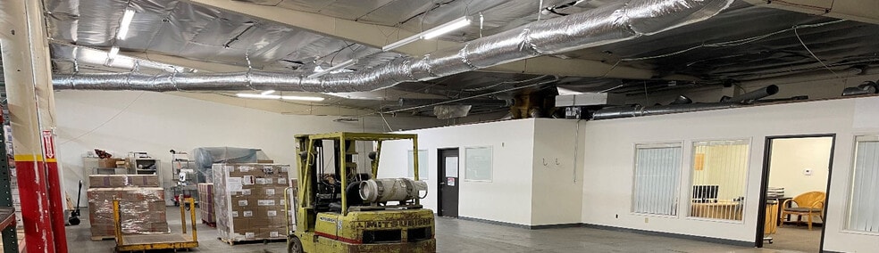 More Photos Of 1825 1st St, San Fernando Warehouse For Lease