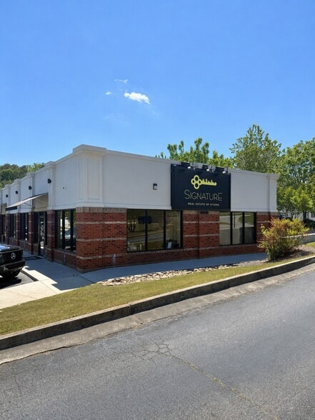 More Photos Of 3149 Atlanta Hwy, Athens Storefront Retail Office For Sale