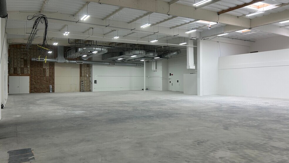 More Photos Of 12500 Beatrice St, Los Angeles Unknown For Lease