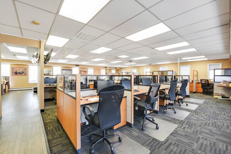 More Photos Of 309 South St, New Providence Office For Lease