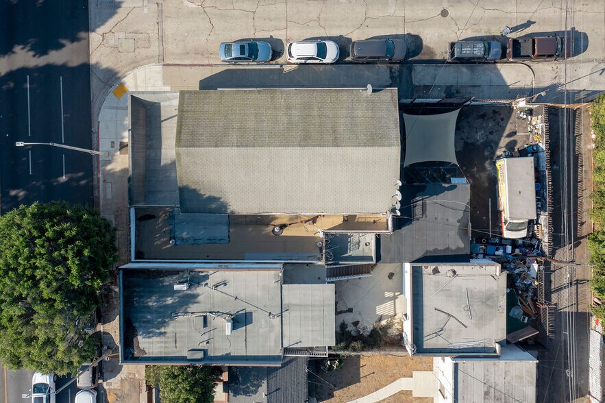 More Photos Of 2927-2931 W Florence Ave, Los Angeles Storefront For Sale