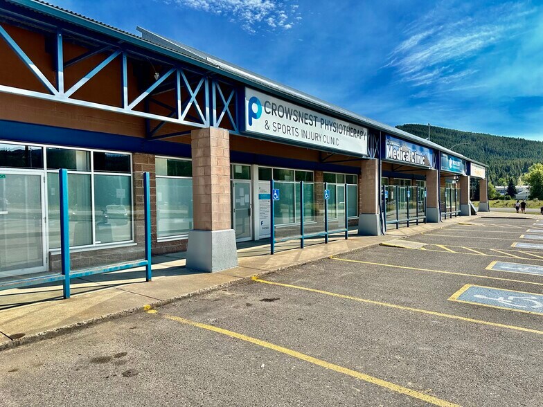 More Photos Of 11001 20 Av, Blairmore Freestanding For Sale