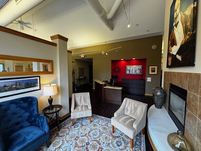 More Photos Of 600 Stonehenge Pky, Dublin Office For Sale