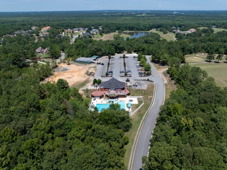 More Photos Of 128 Oakview Club Dr, Macon-Bibb Golf Course Driving Range For Sale