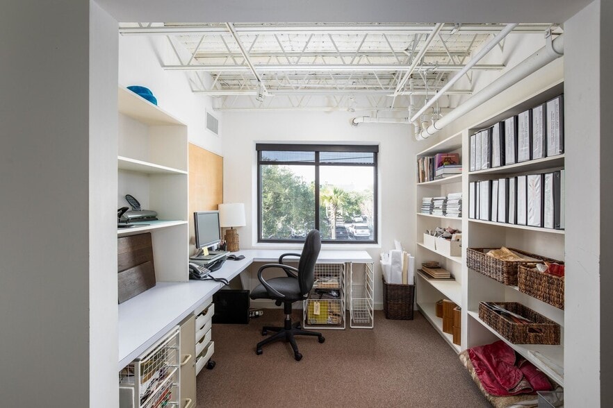 More Photos Of 517 King St, Charleston Apartments For Sale