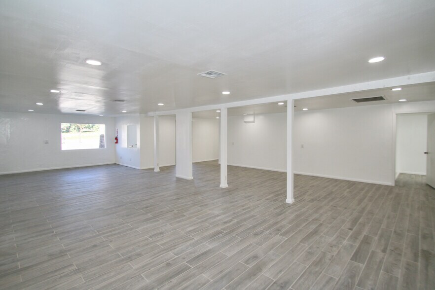 More Photos Of 66201 Pierson Blvd, Desert Hot Springs Storefront Retail Office For Sale