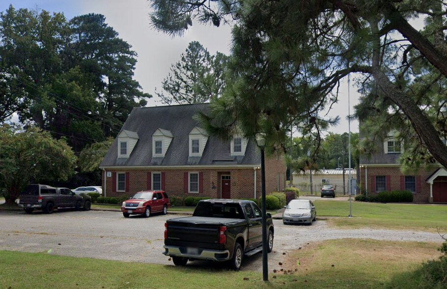 Primary Photo Of 8979 Pocahontas Trl, Williamsburg Light Distribution For Lease