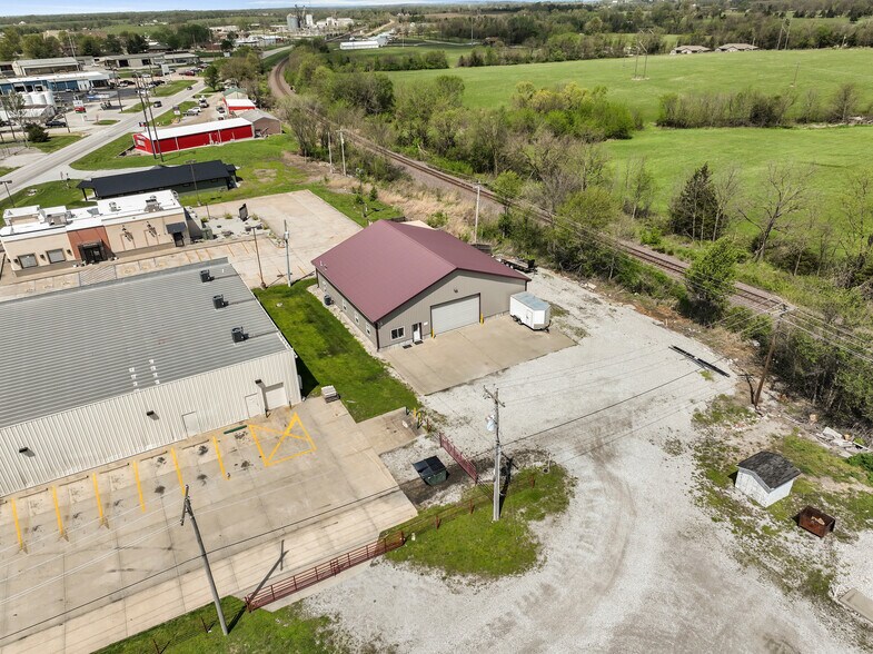 More Photos Of 1010 W Buchanan St, California Freestanding For Sale