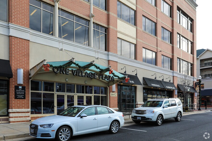 More Photos Of 1602 Village Market Blvd SE, Leesburg Office For Lease