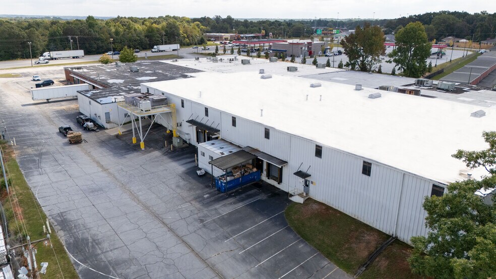 More Photos Of 1721 White Horse Rd, Greenville Manufacturing For Lease
