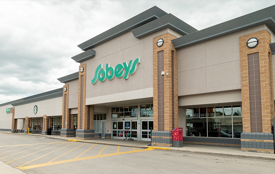 More Photos Of 1929 Abinojii Mikanah, Winnipeg Freestanding For Lease