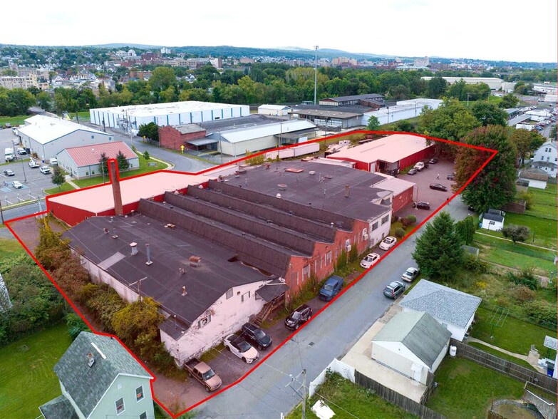 Primary Photo Of 1074 Barring Ave, Scranton Manufacturing For Sale