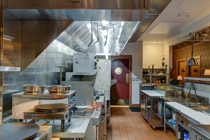More Photos Of 638 SW 6th St, Redmond Restaurant For Sale