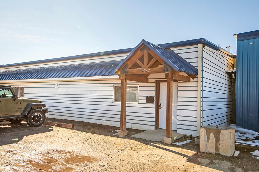 More Photos Of 10767 Turner Blvd, Longmont Light Distribution For Lease