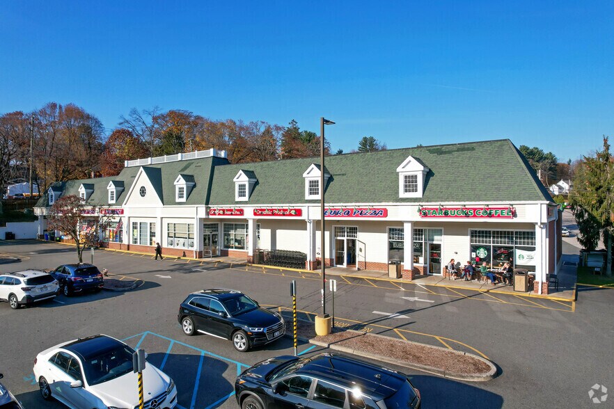 Primary Photo Of 89 N State Rd, Briarcliff Manor General Retail For Lease