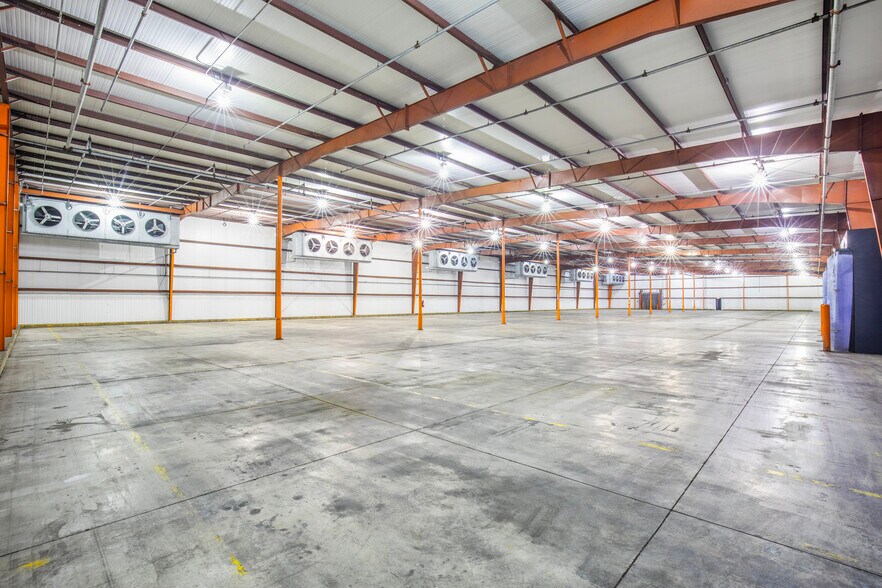 More Photos Of 8 Railroad Ave, Haines City Warehouse For Sale