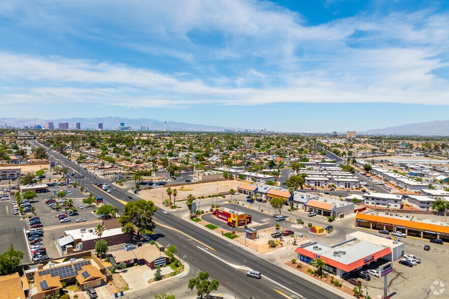 More Photos Of 4640 E Flamingo Rd, Las Vegas Storefront Retail Office For Lease