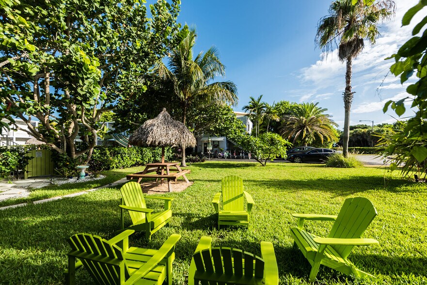 More Photos Of 1705 Ocean Dr, Vero Beach Hotel For Sale