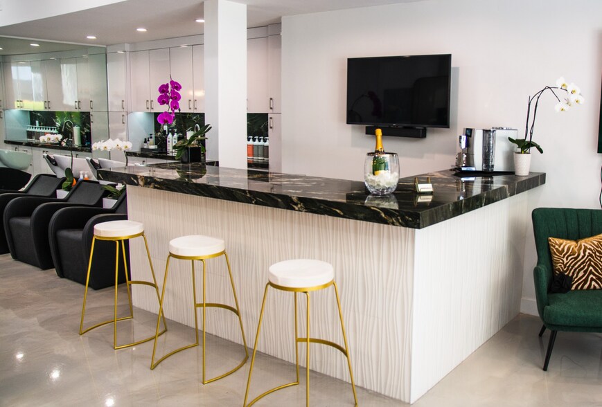 More Photos Of 1145-1149 S Beverly Dr, Los Angeles General Retail For Lease