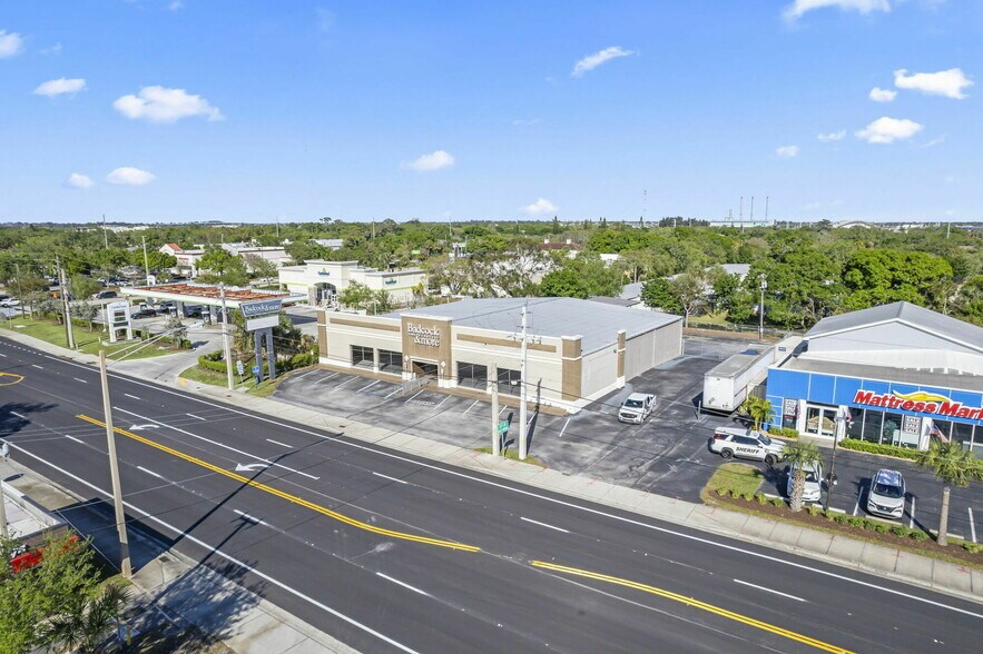 More Photos Of 1610 US Highway 1, Vero Beach Freestanding For Sale