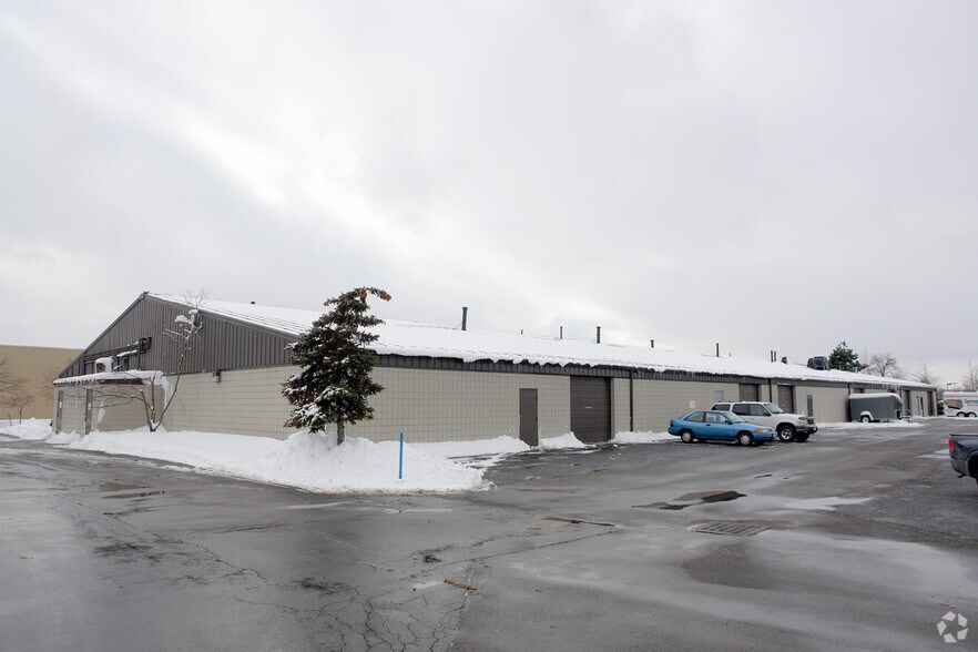More Photos Of 90 Earhart Dr, Amherst Warehouse For Lease