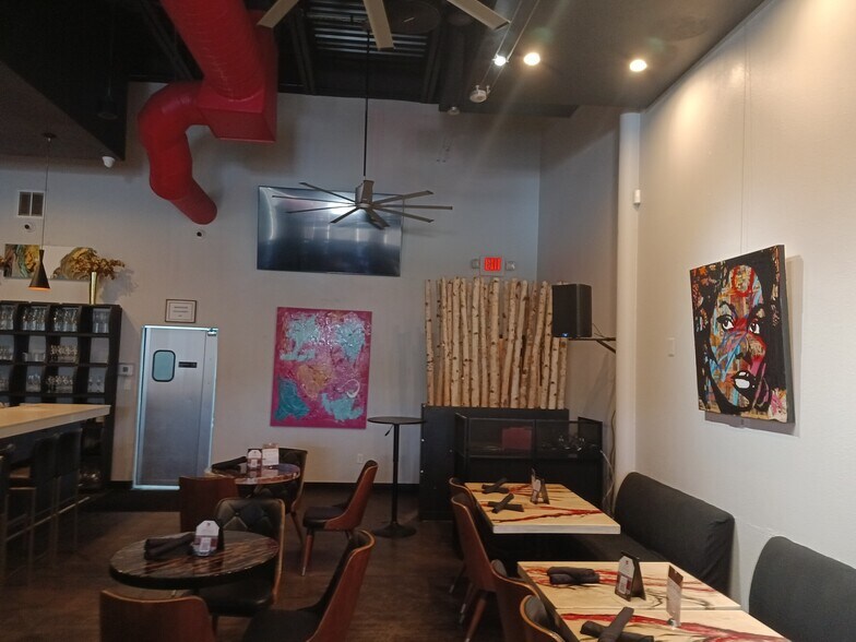 More Photos Of 920 Studemont St, Houston General Retail For Sale