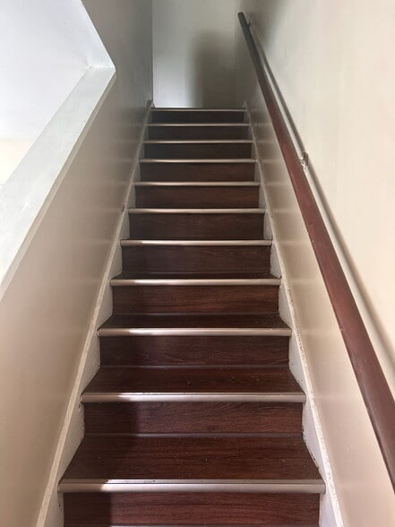 More Photos Of 704 Washington Chapel Terrace Court, Tuskegee Apartments For Sale