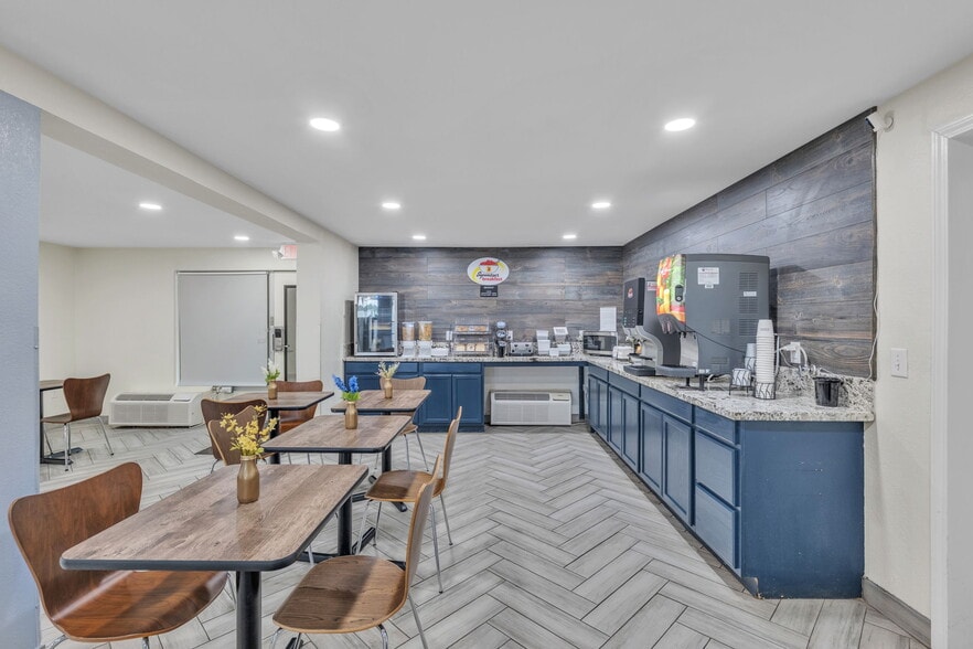 More Photos Of 2402 S Sterling St, Morganton Hotel For Sale