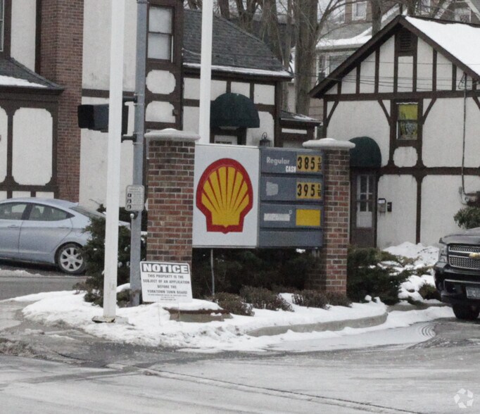 More Photos Of 1821 Commerce St, Yorktown Heights Service Station For Sale
