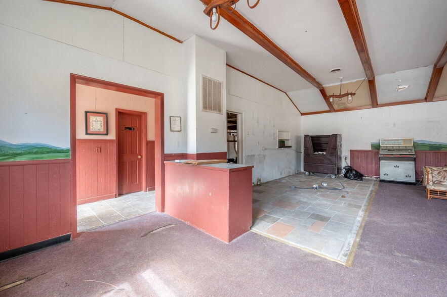 More Photos Of 2295 Jeb Stuart Hwy, Meadows Of Dan Hotel For Sale