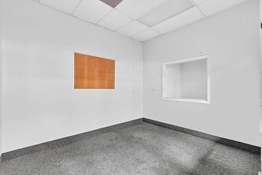 More Photos Of 2424 N St Rd 7, Fort Lauderdale Unknown For Lease