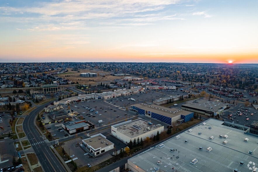 More Photos Of 10-28 Crowfoot Ter NW, Calgary General Retail For Lease
