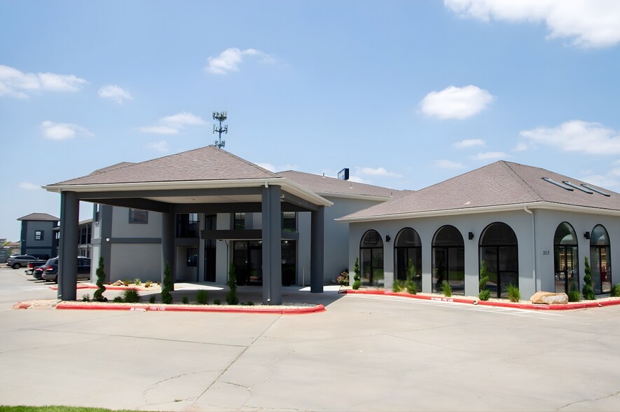 More Photos Of 2102 S Coulter St, Amarillo Hotel For Sale