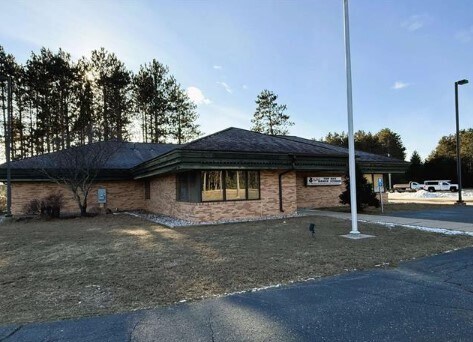 Primary Photo Of 1525 Pyle Dr, Kingsford Office For Sale