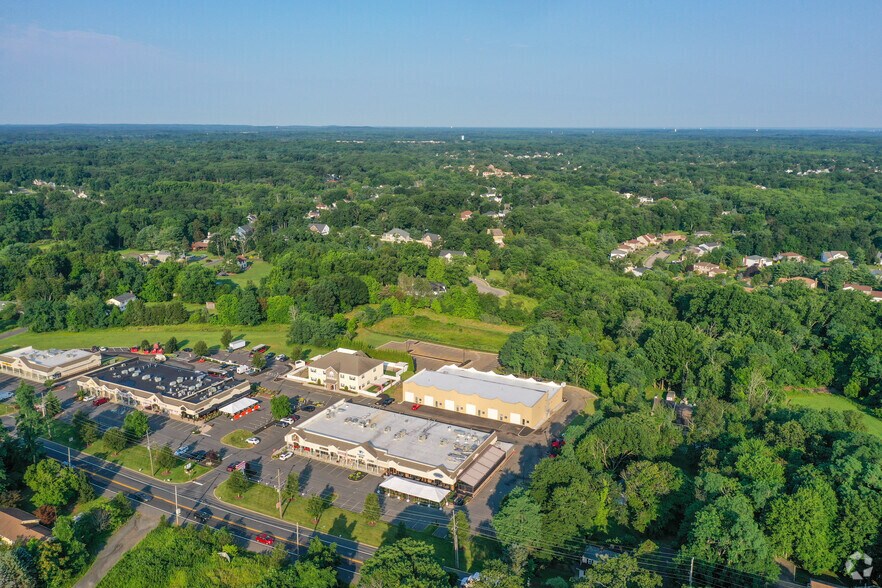 More Photos Of 130 S Main St, Marlboro Flex For Lease