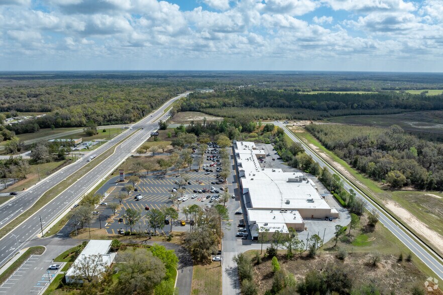 More Photos Of 31070 Cortez Blvd, Brooksville Unknown For Lease