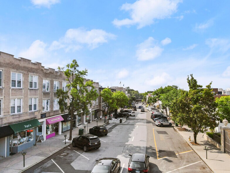 More Photos Of 345 Greenwich Ave, Greenwich Office For Sale